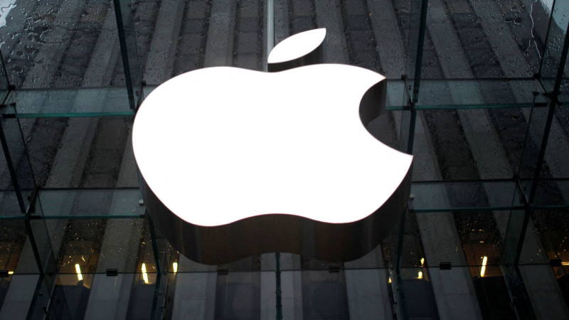 iPhone 15 iPhone 15