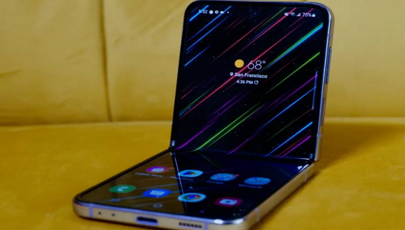 Samsung Galaxy Z Flip 4