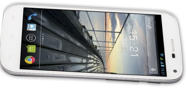 фото смартфон Fly EVO Chic 2